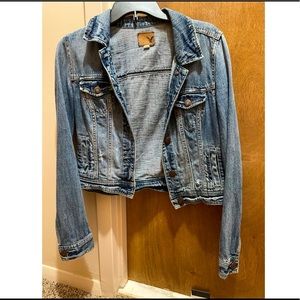 American Eagle Cropped Jean Jacket